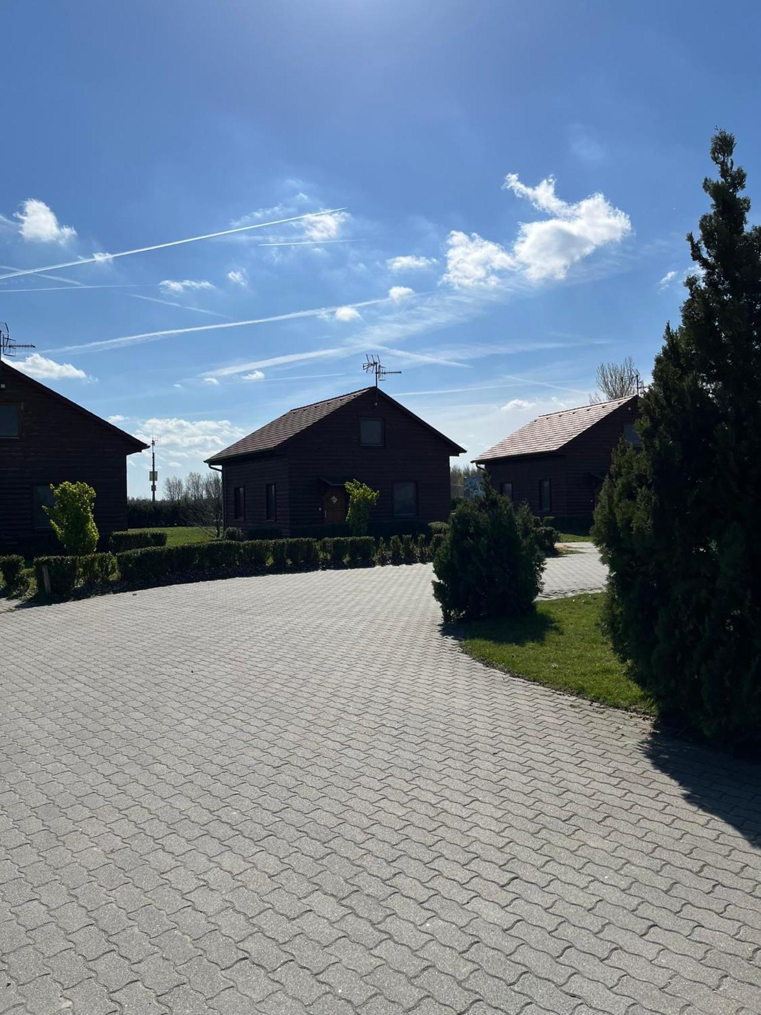 Nimrod Apartman Gabcikovo Bagian luar foto